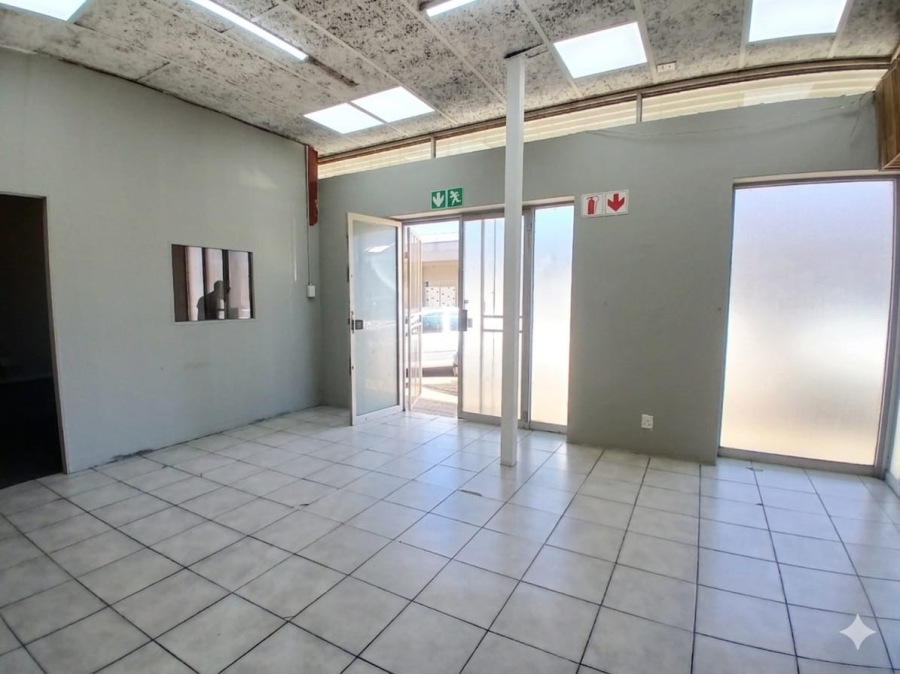 To Let Commercial Property for Rent in Rustenburg Central North West